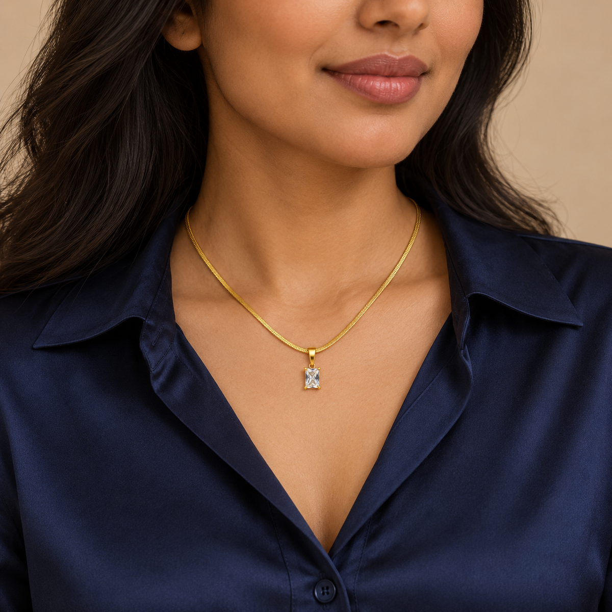 Elara Radiance Gold Necklace
