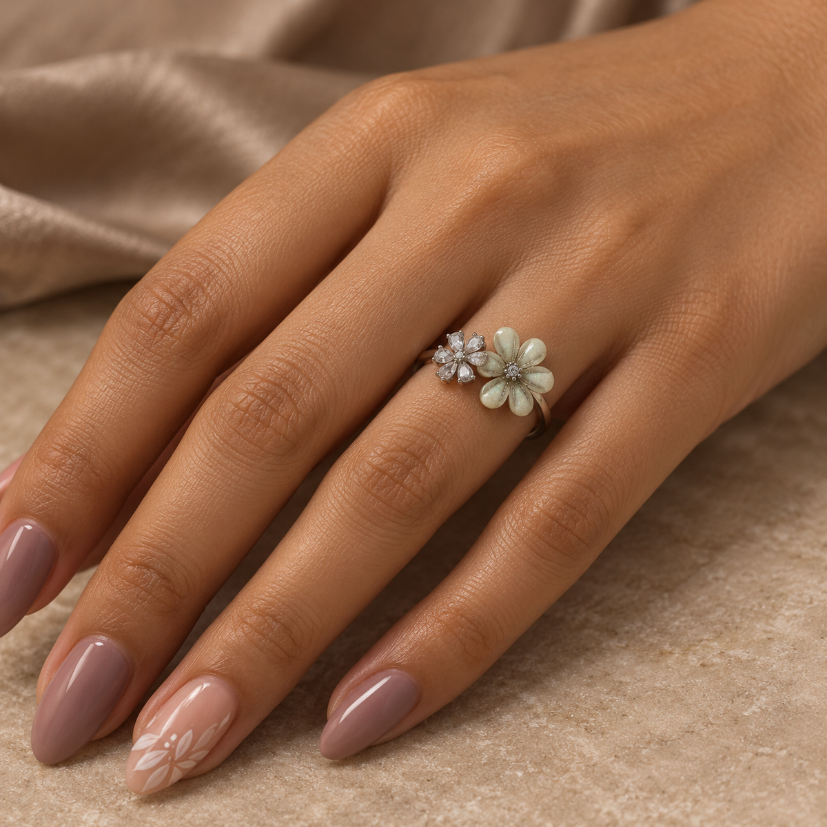 Eira Stardust Bloom Silver Ring
