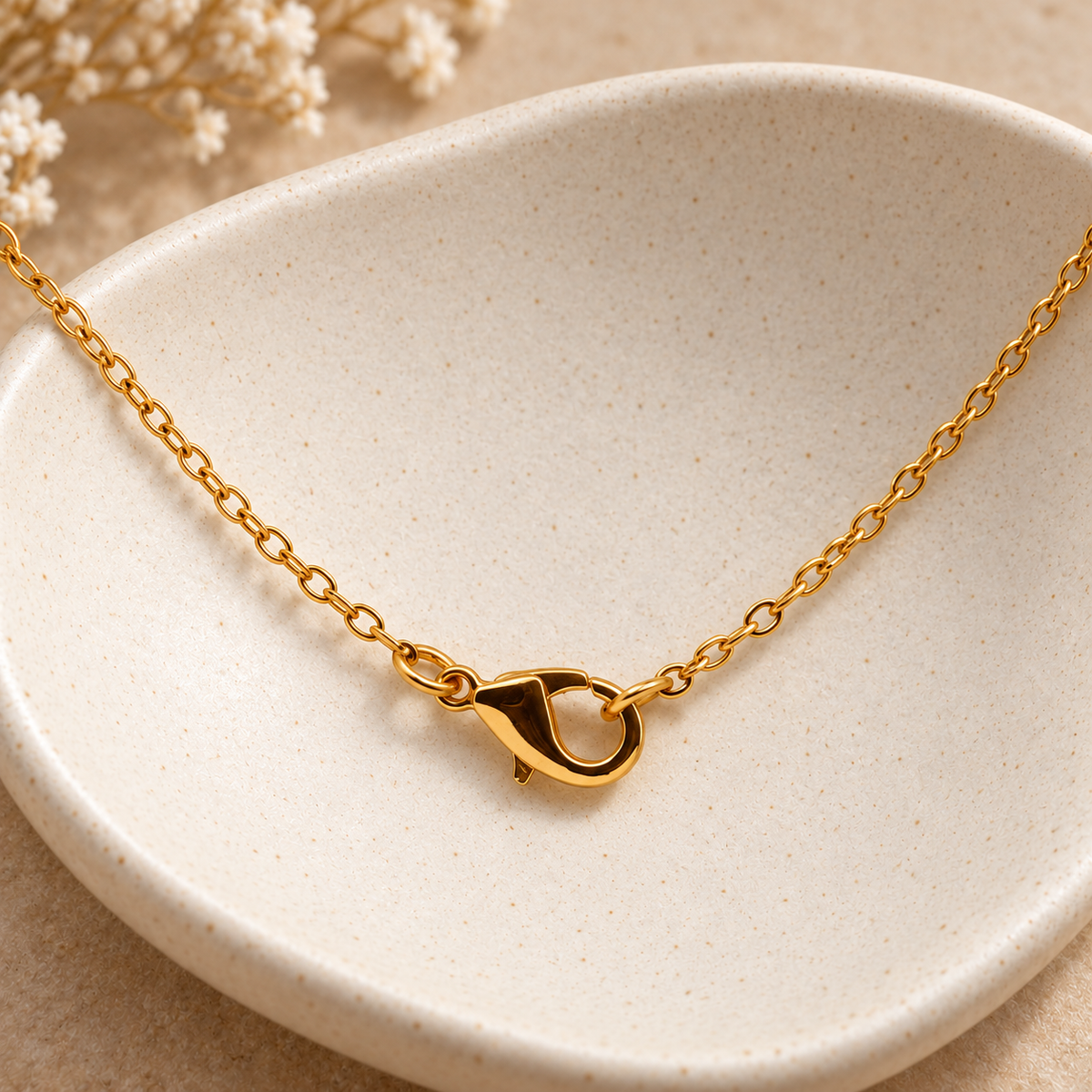 Elowen Emerald Vine Gold Necklace