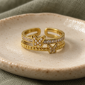 Elina Pearlwing Gold Ring