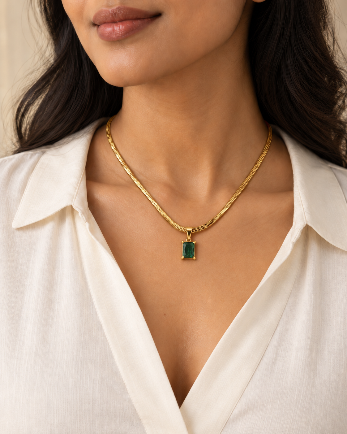 Esmée Emerald Radiance Gold Necklace