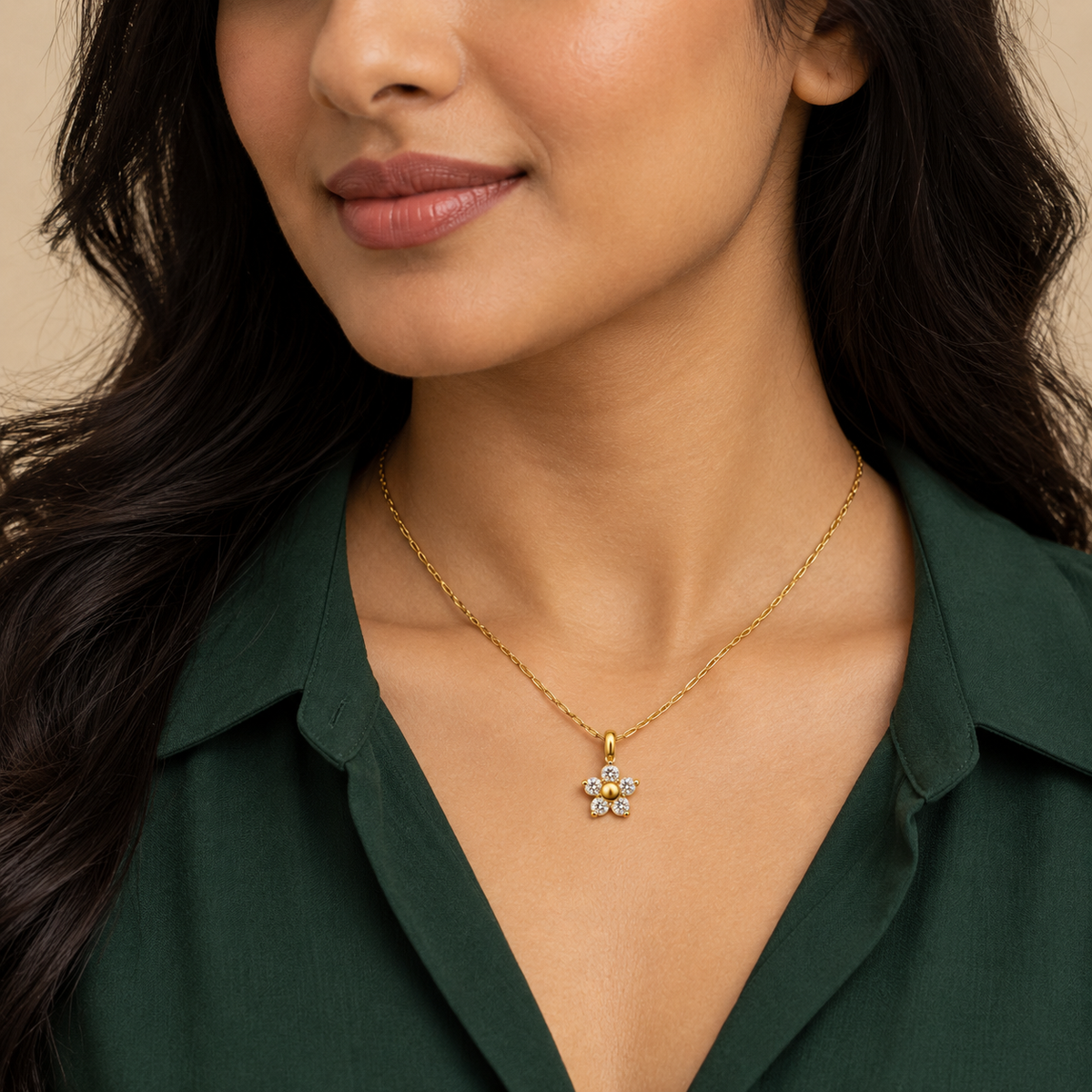 Marielle Daisy Sparkle Gold Necklace