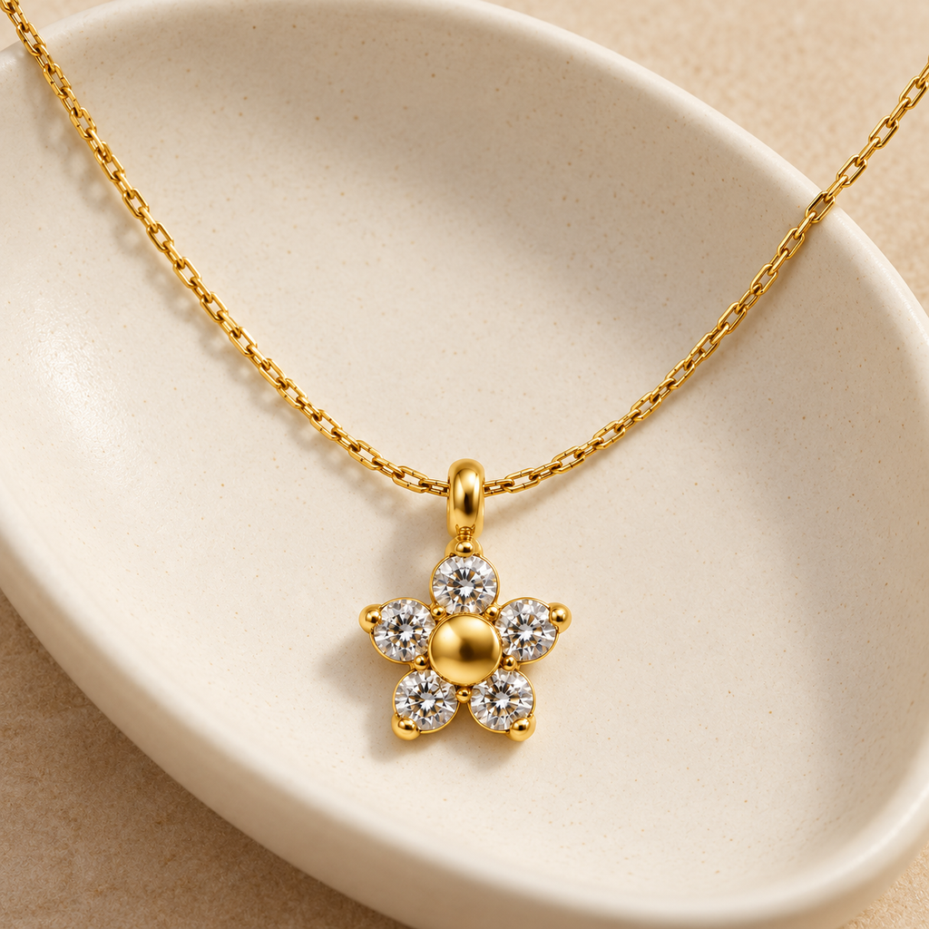 Marielle Daisy Sparkle Gold Necklace