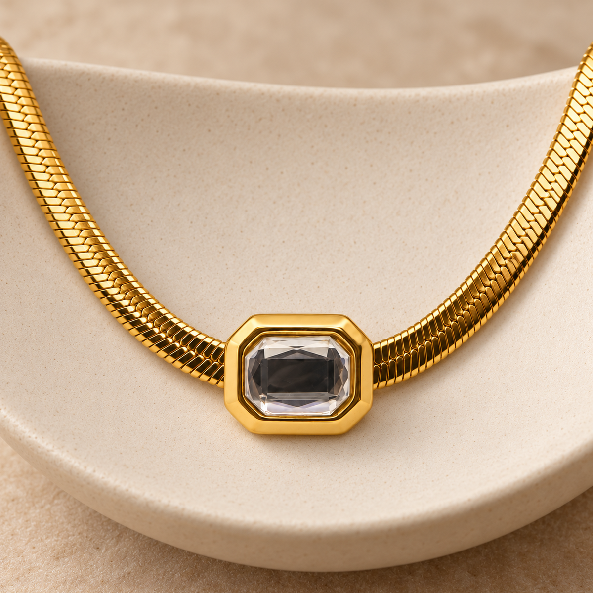 Vesper Smoky Glow Gold Necklace