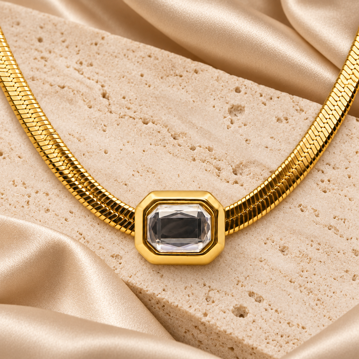 Vesper Smoky Glow Gold Necklace