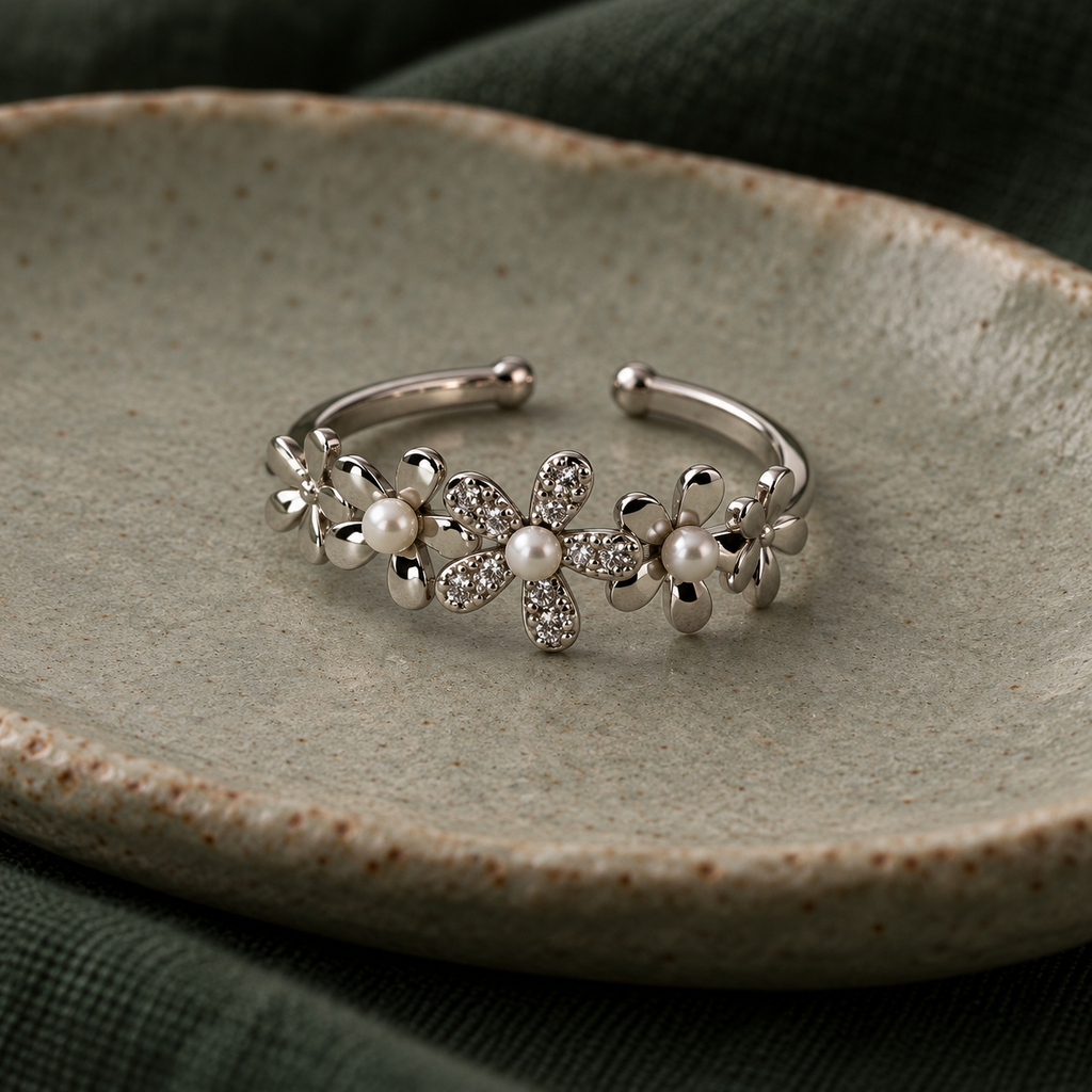 Florina Pearl Garden Silver Ring