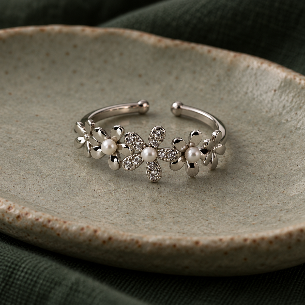 Florina Pearl Garden Silver Ring