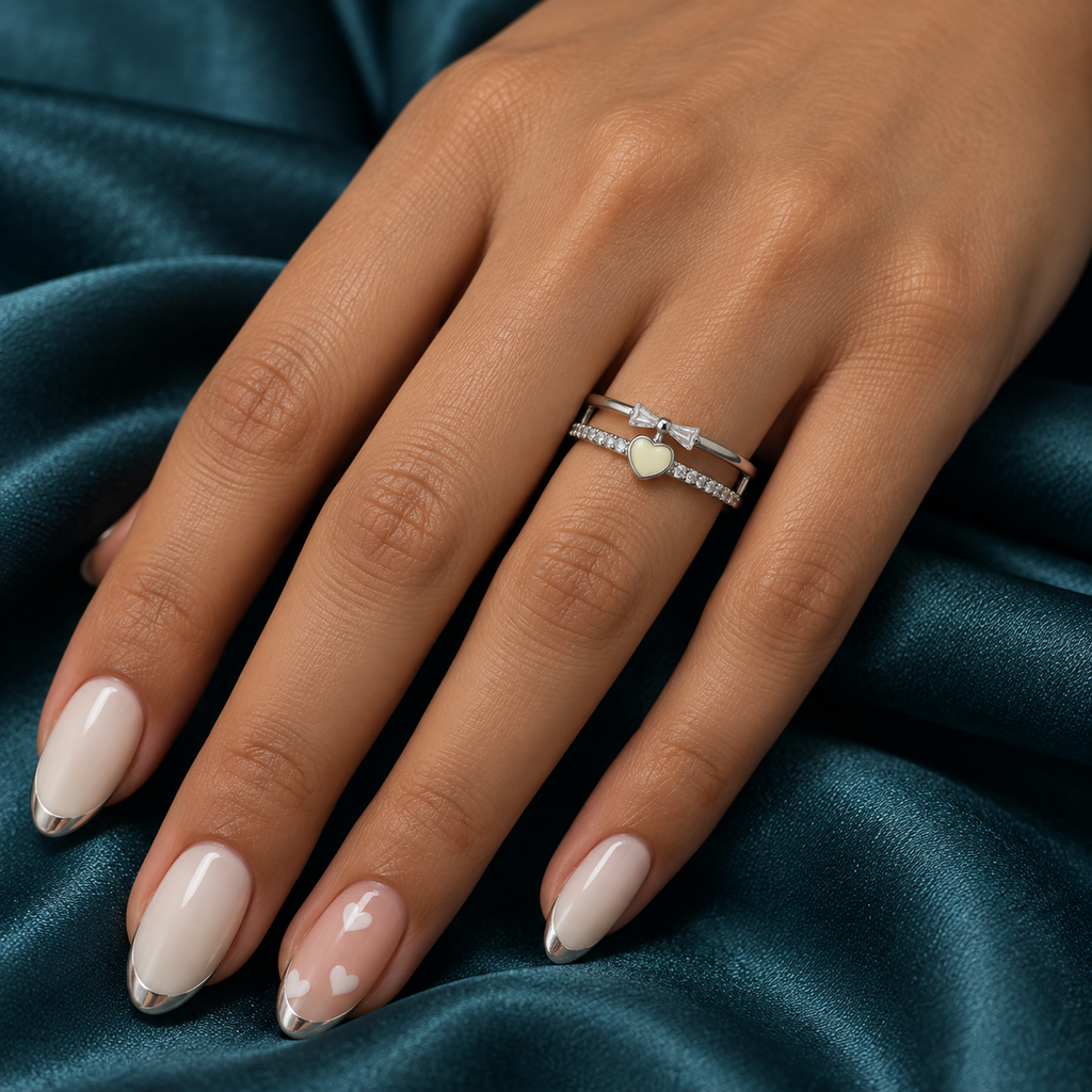 Carys Heartbow Silver Ring