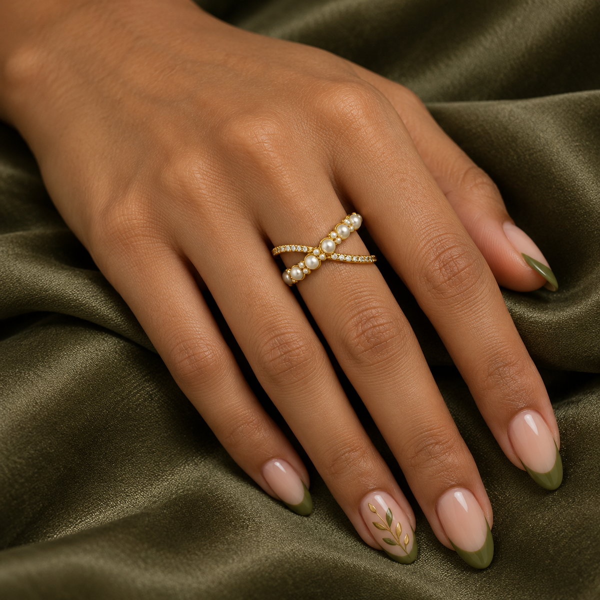 Noelle Pearl Embrace Gold Ring